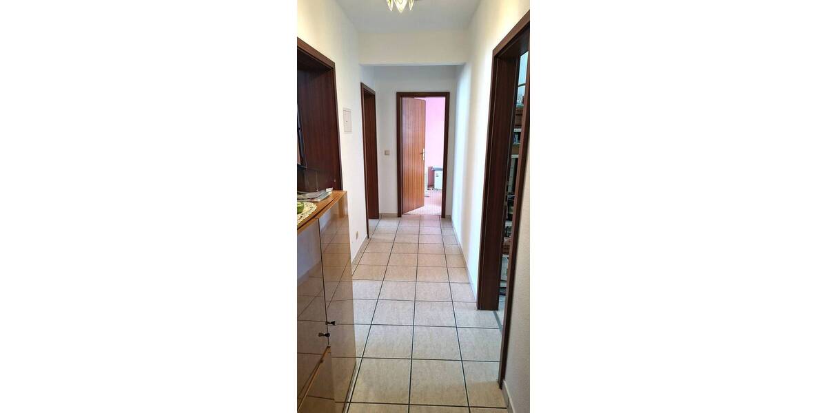 Etagenwohnung Bochum Hofstede - 3 Zimmer, 70 m&sup2;, 120.000&euro; | Angebot:26826801