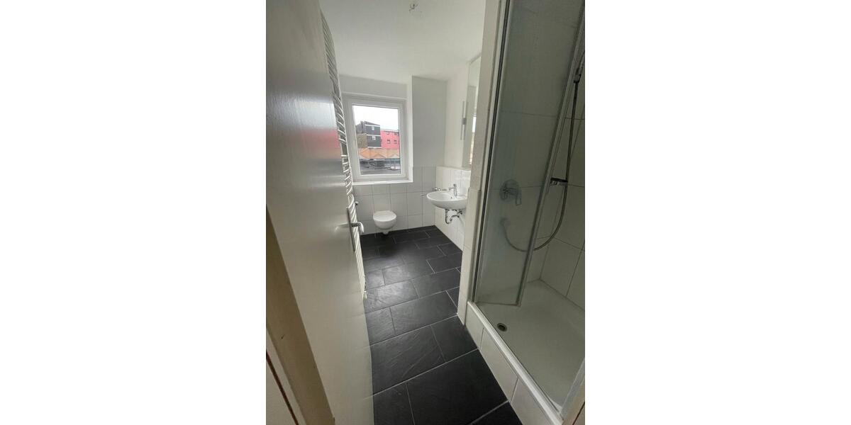 Etagenwohnung Oberhausen - 3 Zimmer, 71 m&sup2;, 546&euro; | Angebot:26380993