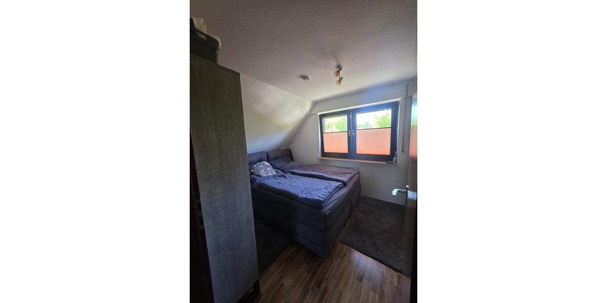 Dachgeschoßwohnung Wuppertal Gemarkung Langerfeld - 2.5 Zimmer, 48 m&sup2;, 500&euro; | Angebot:26396524