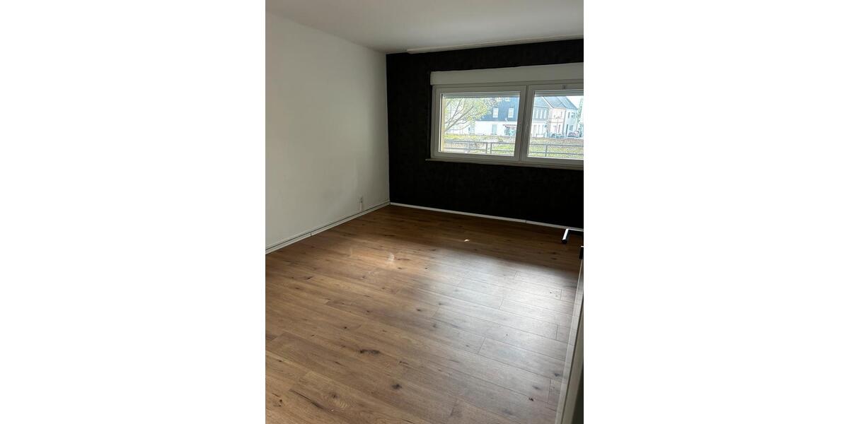 Erdgeschoßwohnung Schwerte - 3 Zimmer, 90 m&sup2;, 900&euro; | Angebot:26381611
