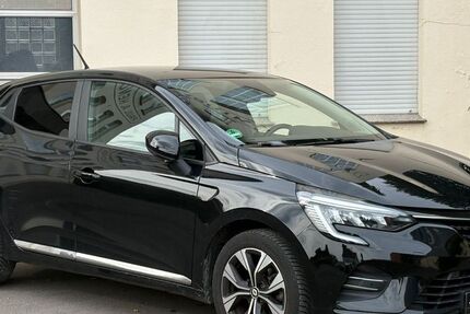 Renault Clio 33.182 km 12.900 &euro; Solingen/NRW 42655