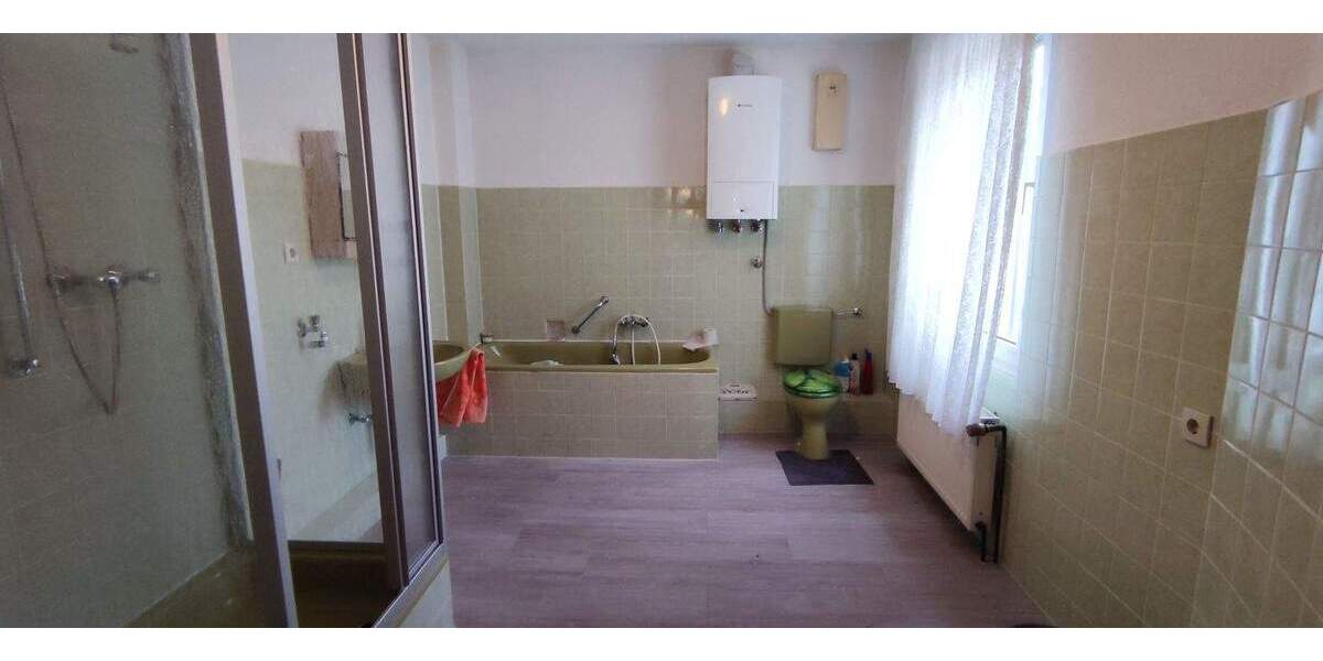 Mehrfamilienhaus, Wohnhaus Recklinghausen Hochlar - 9 Zimmer, 225 m&sup2;, 290.000&euro; | Angebot:25661193