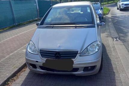 Mercedes-Benz A 180 190.000 km 1.499 &euro; Herten 45699