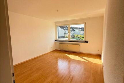 Wohnung Oberhausen Alstaden - 2 Zimmer, 55 m&sup2;, 705&euro; | Angebot:26374077