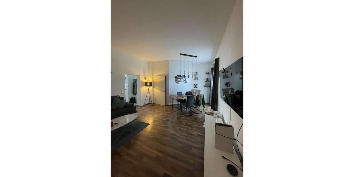 Etagenwohnung Essen Stadtbezirk II - 2 Zimmer, 63 m&sup2;, 756&euro; | Angebot:27135624
