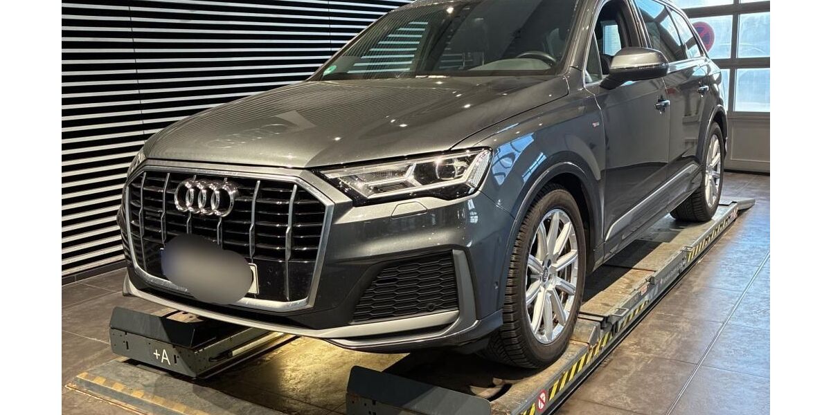 Audi Q7 77.932 km 46.499 &euro; Hagen 58091