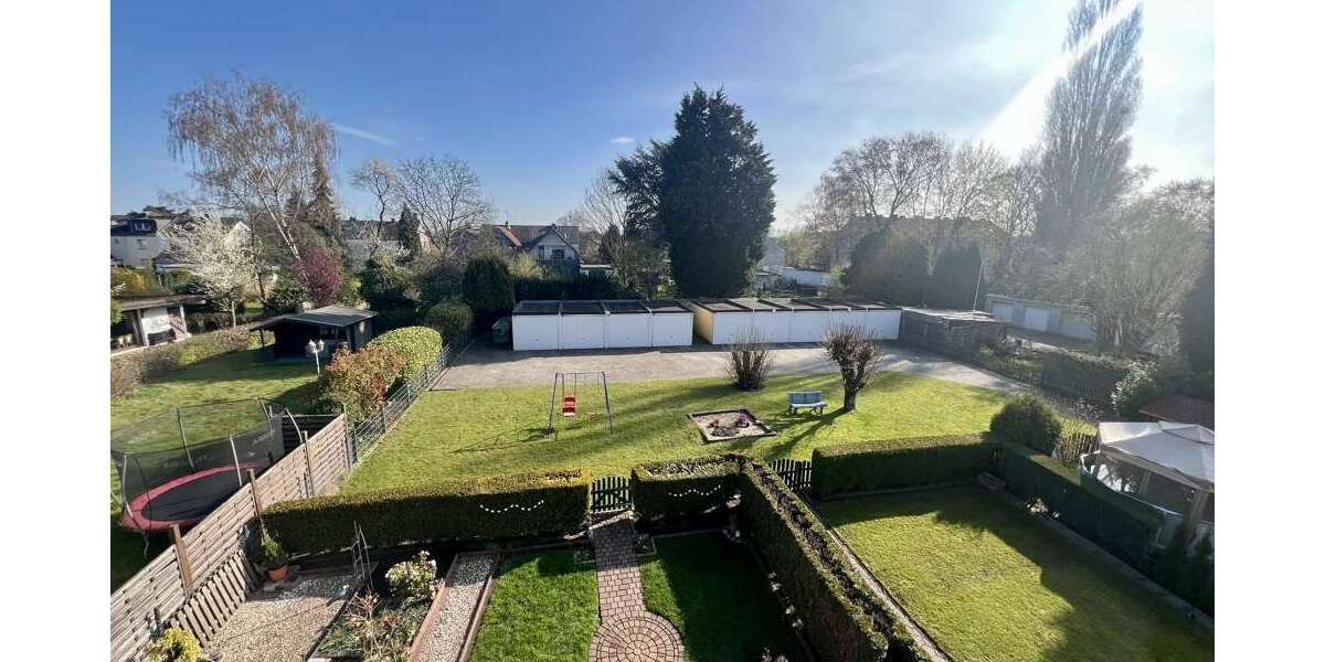 Etagenwohnung Oberhausen Schmachtendorf - 4 Zimmer, 106 m&sup2;, 249.000&euro; | Angebot:26176436