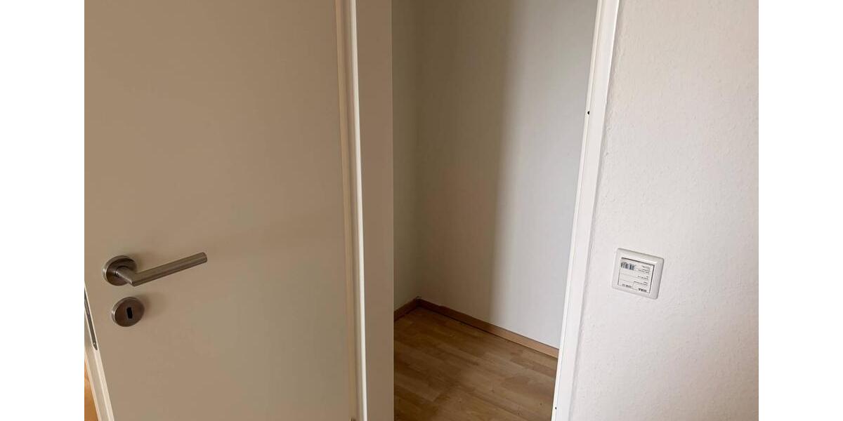 Etagenwohnung Solingen Wald - 2 Zimmer, 61 m&sup2;, 421&euro; | Angebot:26210967