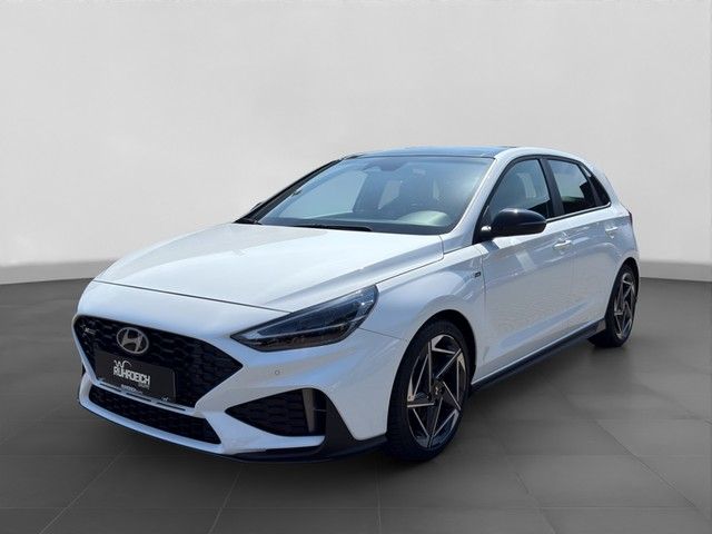 Hyundai i30 18.300 km 23.290 &euro; Duisburg 47059