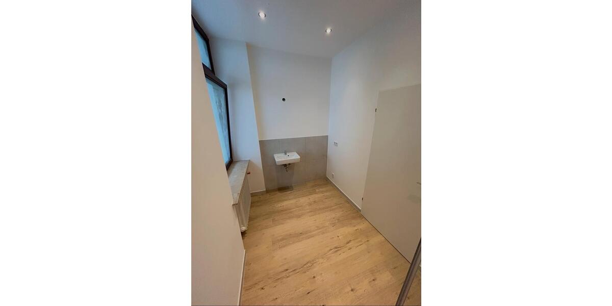 Etagenwohnung Wuppertal Arrenberg - 2 Zimmer, 64 m&sup2;, 870&euro; | Angebot:26338792