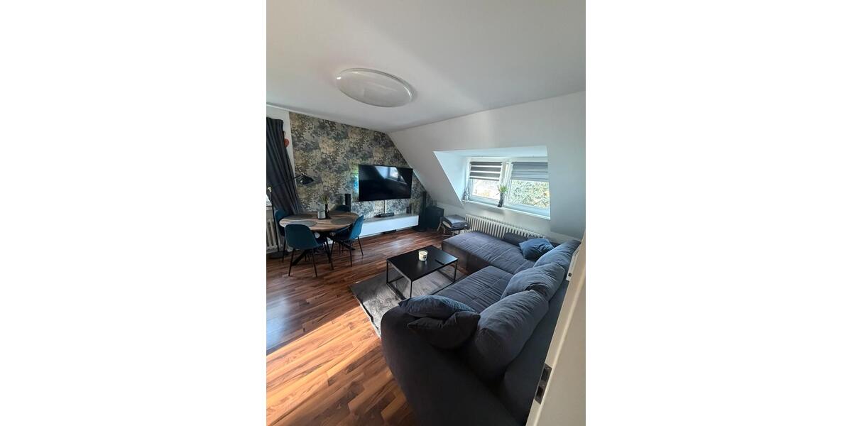 Dachgeschoßwohnung Essen Stadtbezirk IV - 2 Zimmer, 47 m&sup2;, 450&euro; | Angebot:26354171