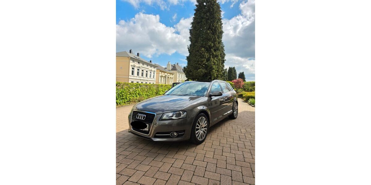 Audi A3 130.000 km 7.999 &euro; Wuppertal 42113
