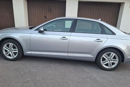 Audi A4 105.000 km 10.950 &euro; Solingen 42657