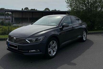 VW Passat 143.500 km 11.200 &euro; Remscheid 42853
