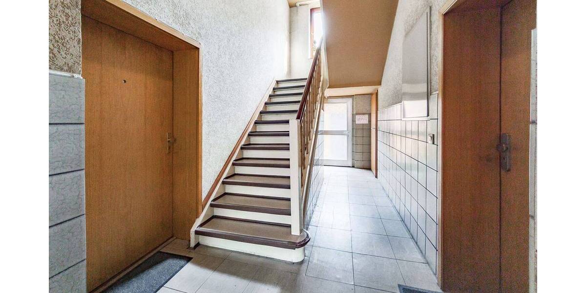 Mehrfamilienhaus, Wohnhaus Bochum Wattenscheid - 9 Zimmer, 225 m&sup2;, 250.000&euro; | Angebot:26401041