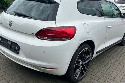 VW Scirocco 296.000 km 2.999 &euro; Solingen 42651