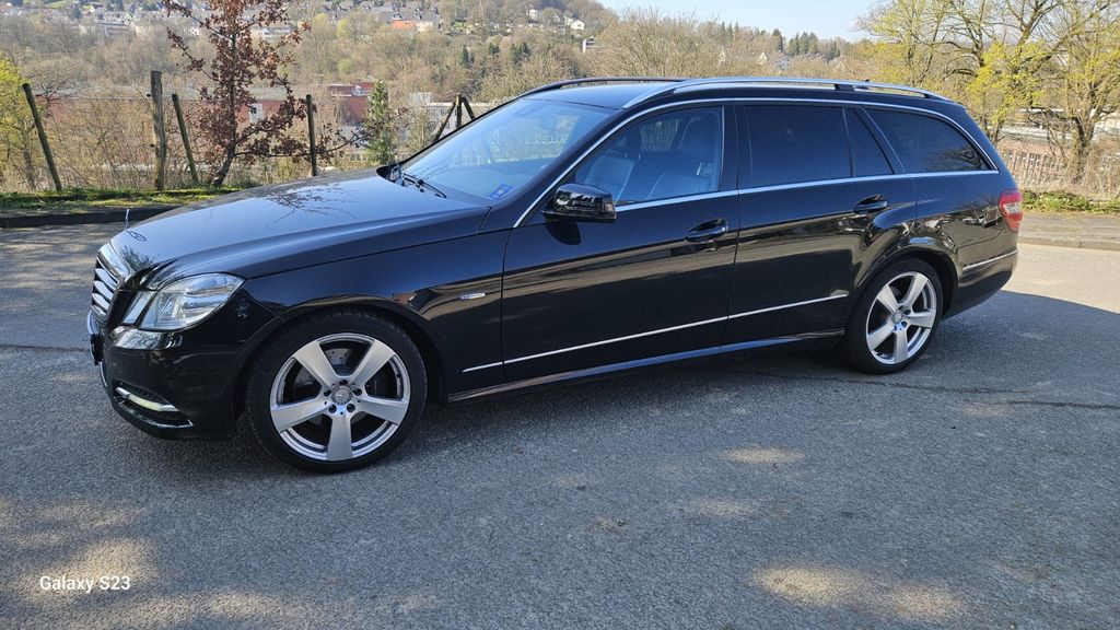 Mercedes-Benz E 350 146.192 km 14.700 &euro; Wuppertal 42389