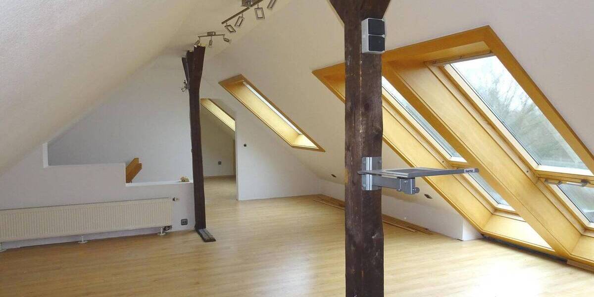 Etagenwohnung Bottrop Eigen - 4 Zimmer, 140 m&sup2;, 1.050&euro; | Angebot:26787430