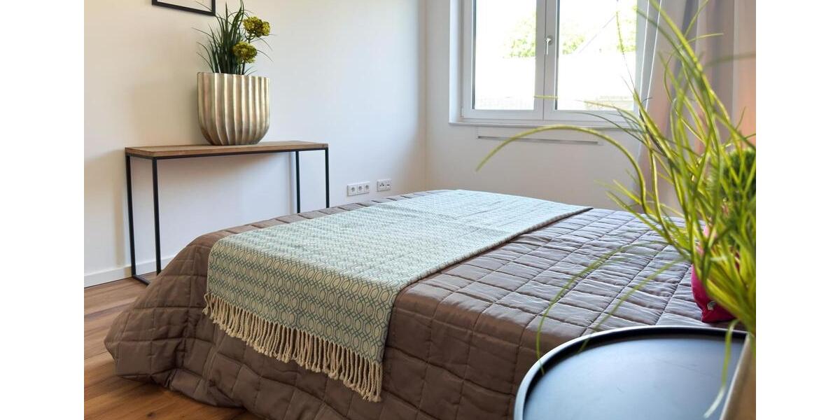 Einfamilienhaus Solingen Wald - 2 Zimmer, 85 m&sup2;, 980&euro; | Angebot:25444634