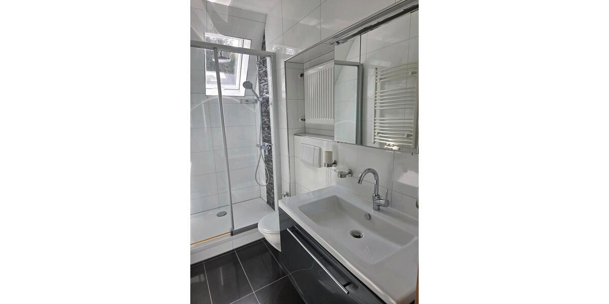 Dachgeschoßwohnung Schalksmühle - 2 Zimmer, 45 m&sup2;, 390&euro; | Angebot:26110150