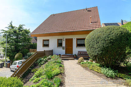 Haus Ennepetal Altenvoerde - 4 Zimmer, 115 m&sup2;, 439.000&euro; | Angebot:26807331
