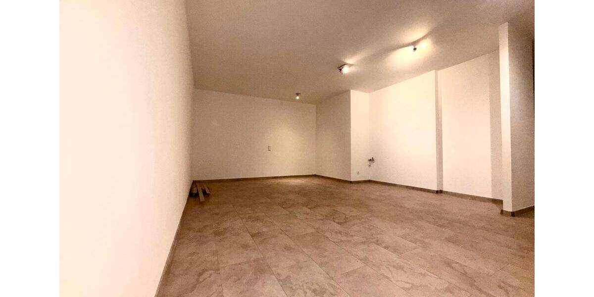 Erdgeschoßwohnung Essen Stadtbezirk IX - 1.5 Zimmer, 33 m&sup2;, 450&euro; | Angebot:26356498