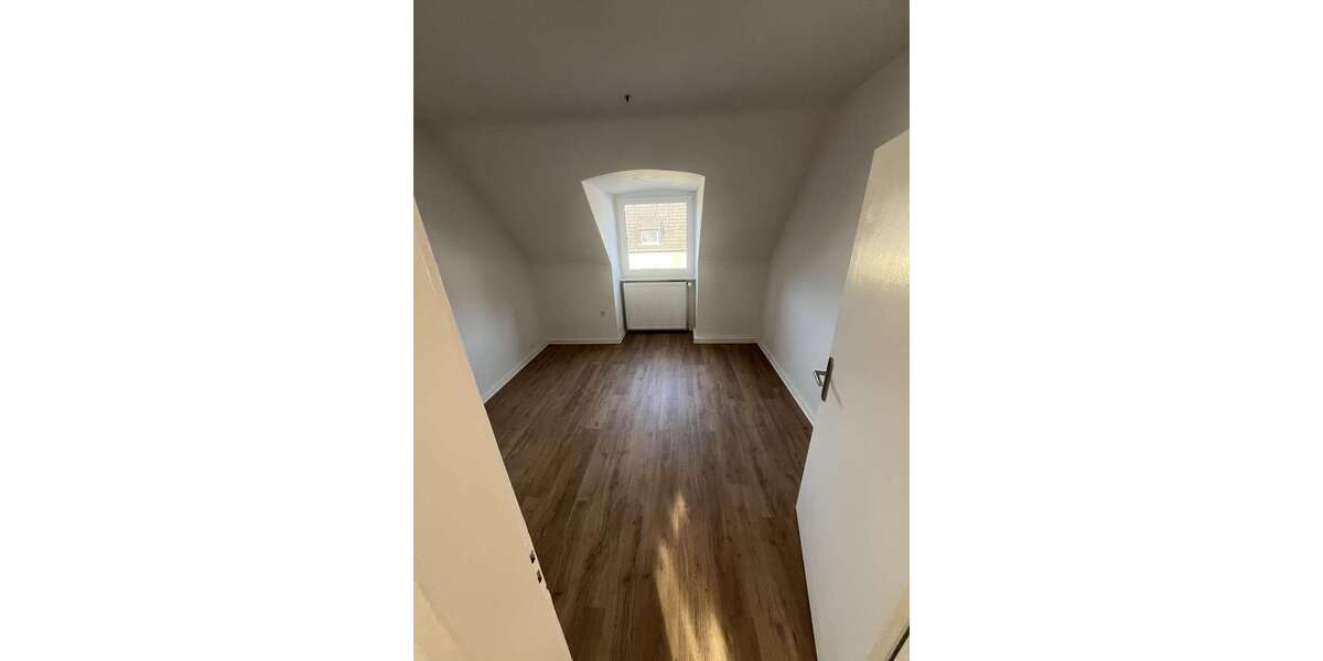 Etagenwohnung Gelsenkirchen Gelsenkirchen-Mitte - 3.5 Zimmer, 70 m&sup2;, 560&euro; | Angebot:27300782