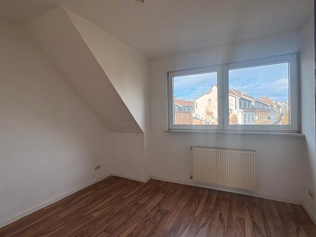 Dachgeschoßwohnung Remscheid Reinshagen - 3 Zimmer, 52 m&sup2;, 294&euro; | Angebot:26181322