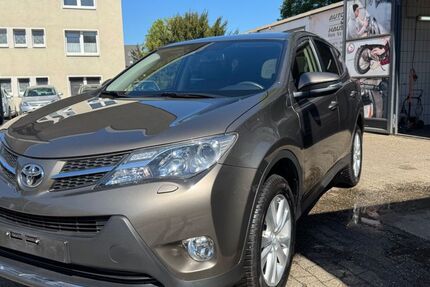 Toyota RAV 4 69.000 km 18.500 &euro; Essen 45355