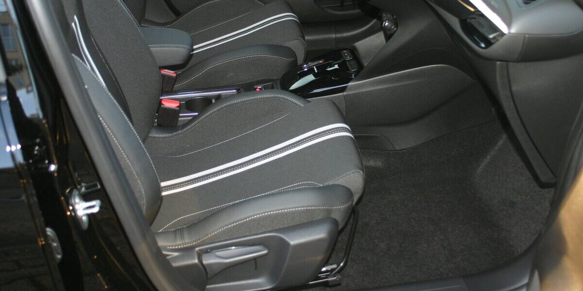 Opel Corsa GS Automatik|Voll-LED|Winterpaket| Kamera 25.137 km 17.750 &euro; Wermelskirchen 42929