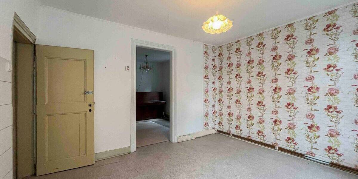 Einfamilienhaus Solingen Gräfrath - 6 Zimmer, 160.000&euro; | Angebot:26331474