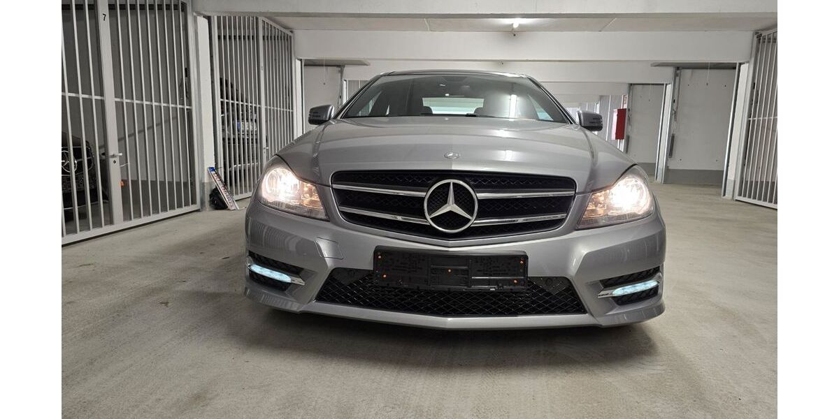 Mercedes-Benz C 250 76.300 km 20.990 &euro; Dortmund 44287