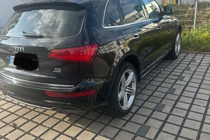 Audi Q5 199.900 km 16.499 &euro; Duisburg 47137
