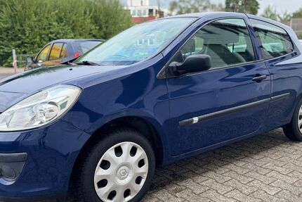 Renault Clio 158.754 km 2.899 &euro; Wuppertal 42285