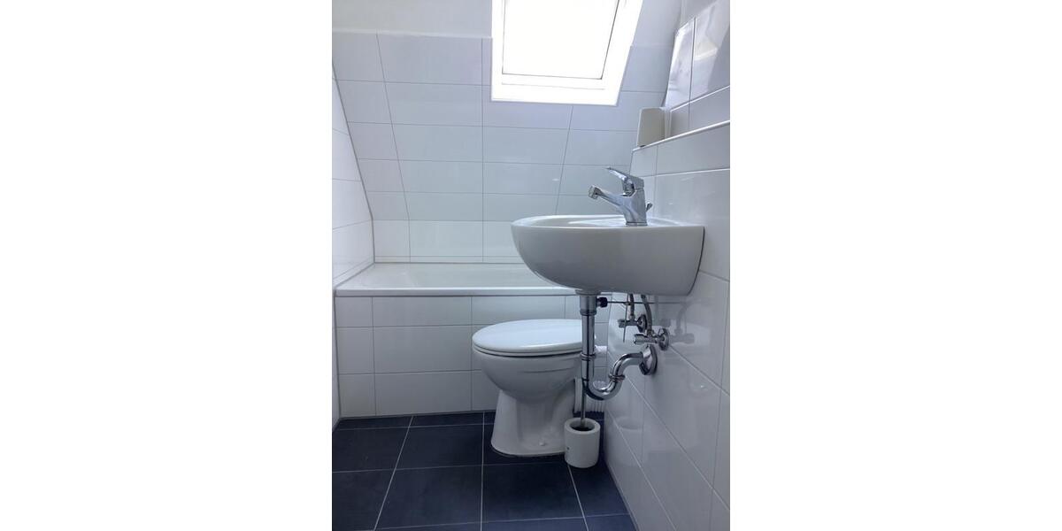 Dachgeschoßwohnung Oberhausen Alsfeld - 1 Zimmer, 38 m&sup2;, 410&euro; | Angebot:26365959
