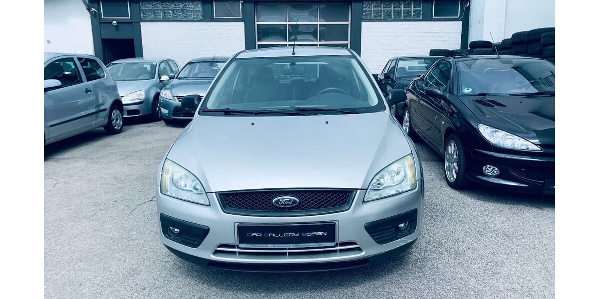 Ford Focus 168.000 km 2.190 &euro; Essen 45127