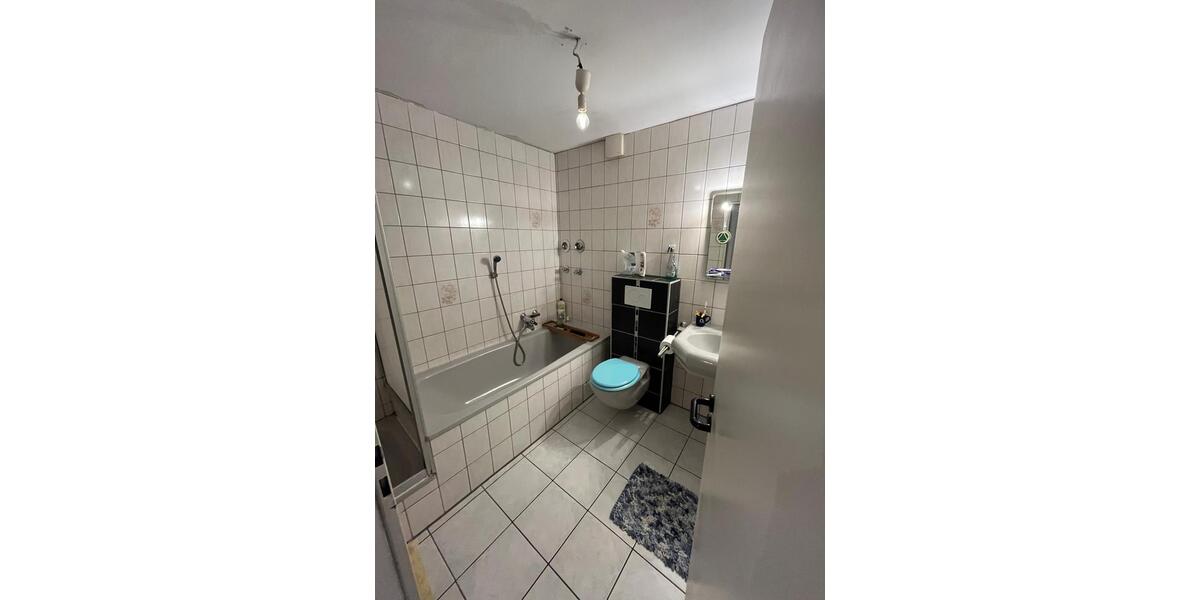 Dachgeschoßwohnung Bochum Wiemelhausen - 1 Zimmer, 20 m&sup2;, 435&euro; | Angebot:25723966