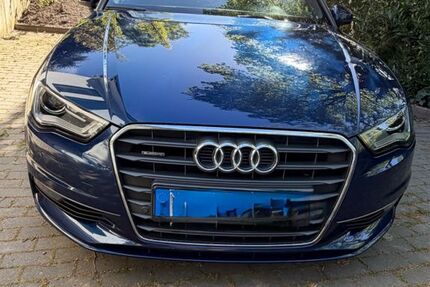 Audi A3 90.000 km 16.500 &euro; Wuppertal 42113
