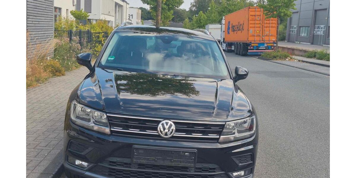 VW Tiguan 191.400 km 14.900 &euro; Wuppertal 42389