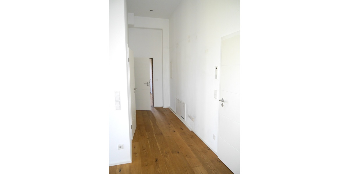 SG, komfortable 85m² 2 Zi. Loftwohnung in Zentrumsnähe, Balkon, Stellplatz, EBK - Loft - Studio - Atelier Solingen Mitte | Angebot:26855412
