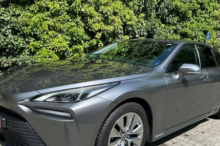 Toyota Mirai 150.000 km 9.490 &euro; Wuppertal 42281
