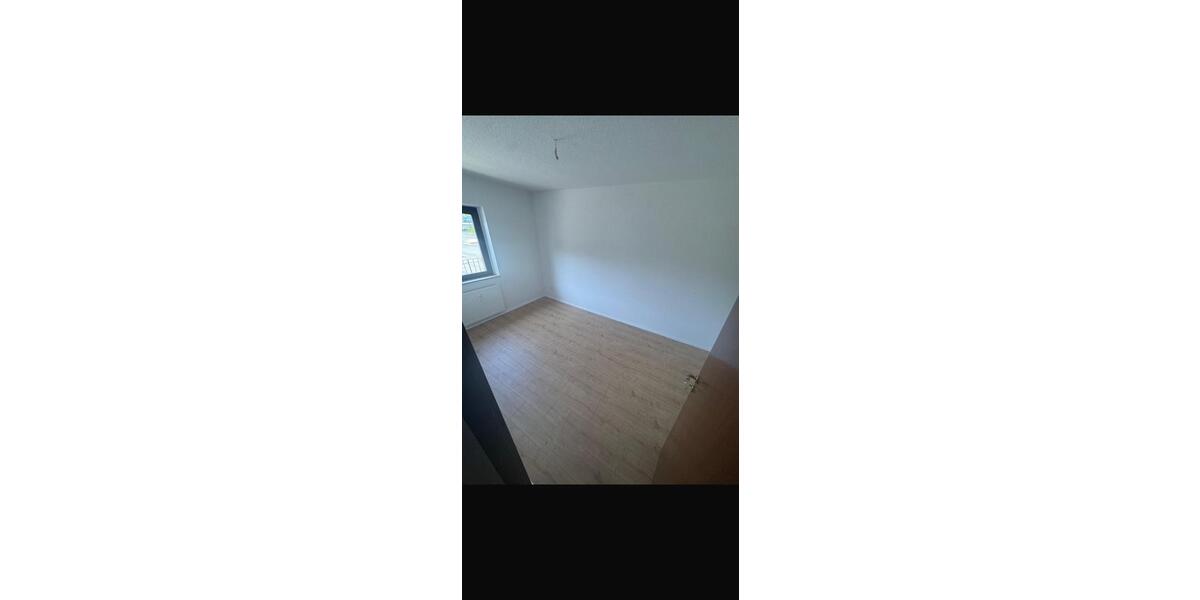 Hochparterre Duisburg Duisburg-Mitte - 2 Zimmer, 40 m&sup2;, 500&euro; | Angebot:26341764