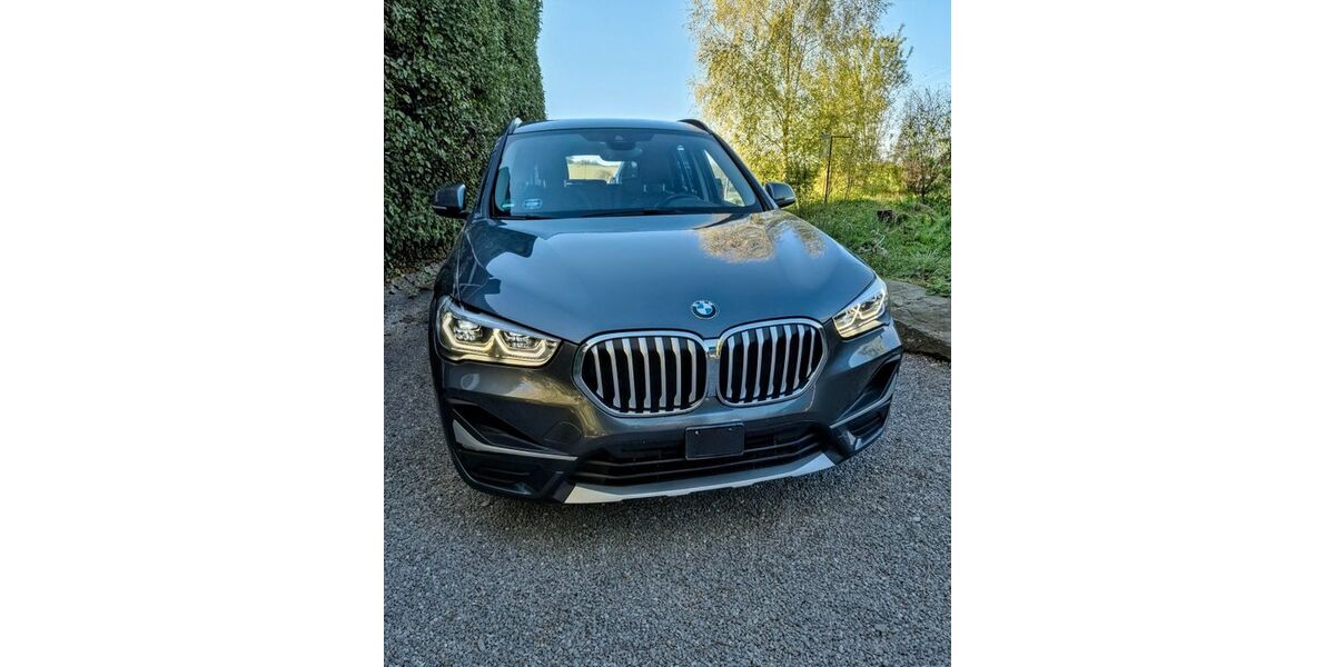 BMW X1 82.200 km 25.900 &euro; Radevormwald 42477
