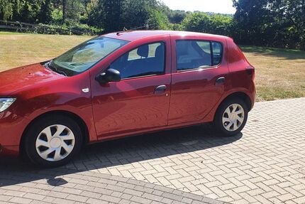 Dacia Sandero 128.508 km 3.900 &euro; Wuppertal 42369