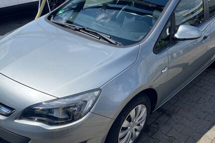 Opel Astra 145.000 km 4.990 &euro; Essen 45329
