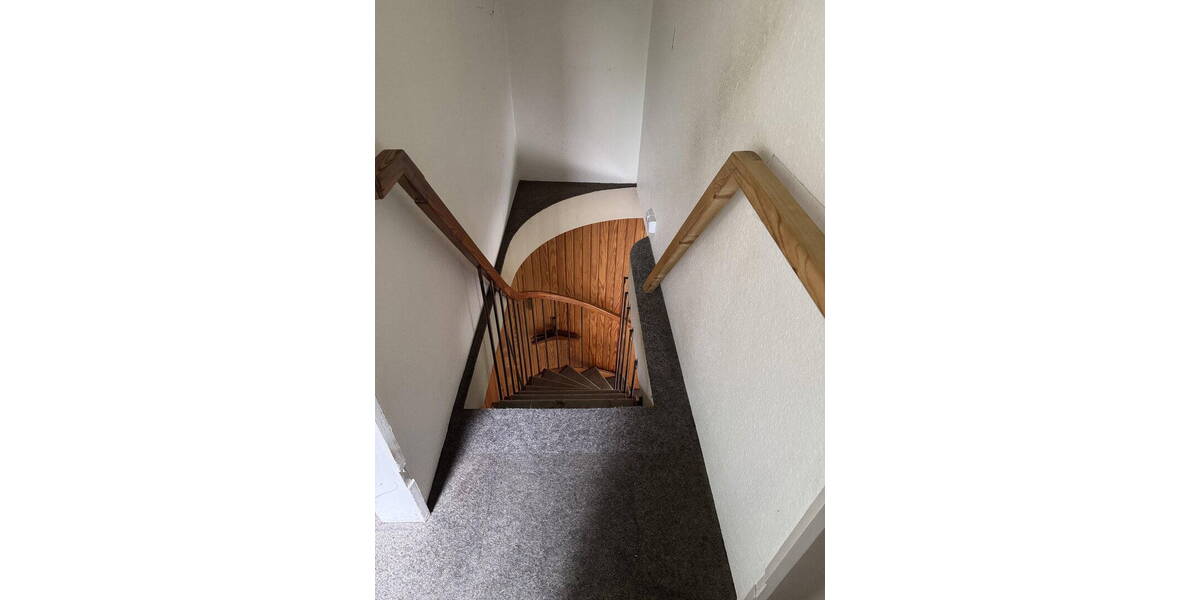 Einfamilienhaus Essen Bergerhausen - 8 Zimmer, 180 m&sup2;, 395.000&euro; | Angebot:26583846