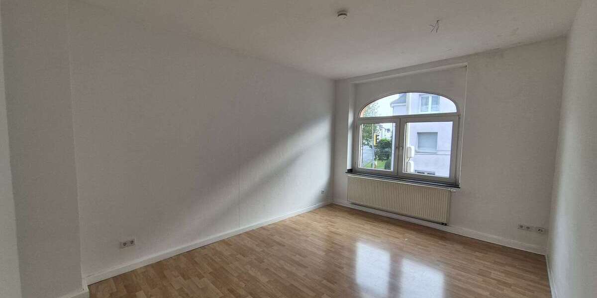 Etagenwohnung Solingen Burg - 3.5 Zimmer, 80 m&sup2;, 700&euro; | Angebot:27355881