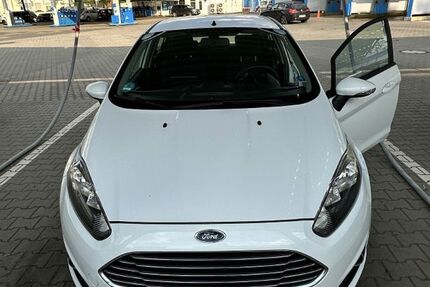 Ford Fiesta 144.000 km 4.500 &euro; Essen 45139