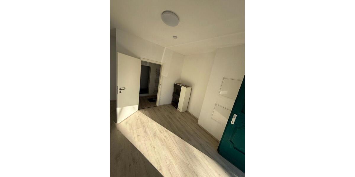 Erdgeschoßwohnung Wuppertal Elberfeld - 1 Zimmer, 30 m&sup2;, 270&euro; | Angebot:26249944