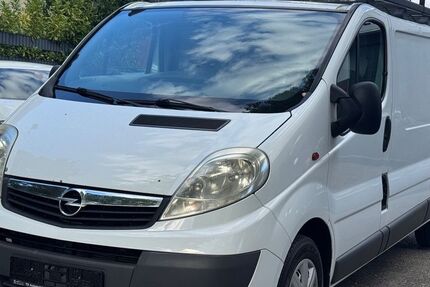 Opel Vivaro 226.000 km 3.350 &euro; Castrop-Rauxel 44575